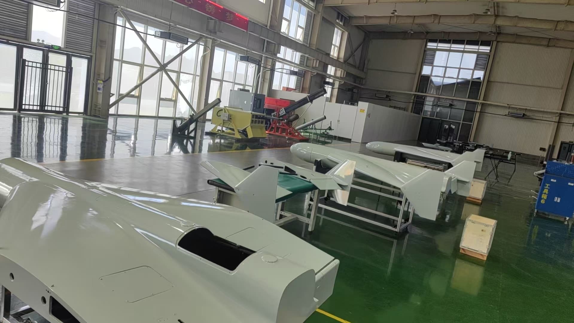 Zero-One Innovation · Composite fuselage components